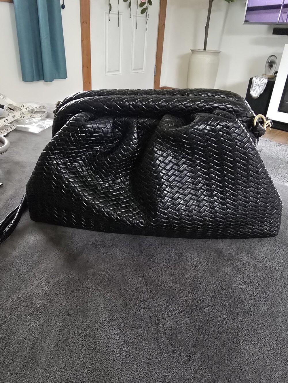 URBAN EXPRESSIONS Woven Purse